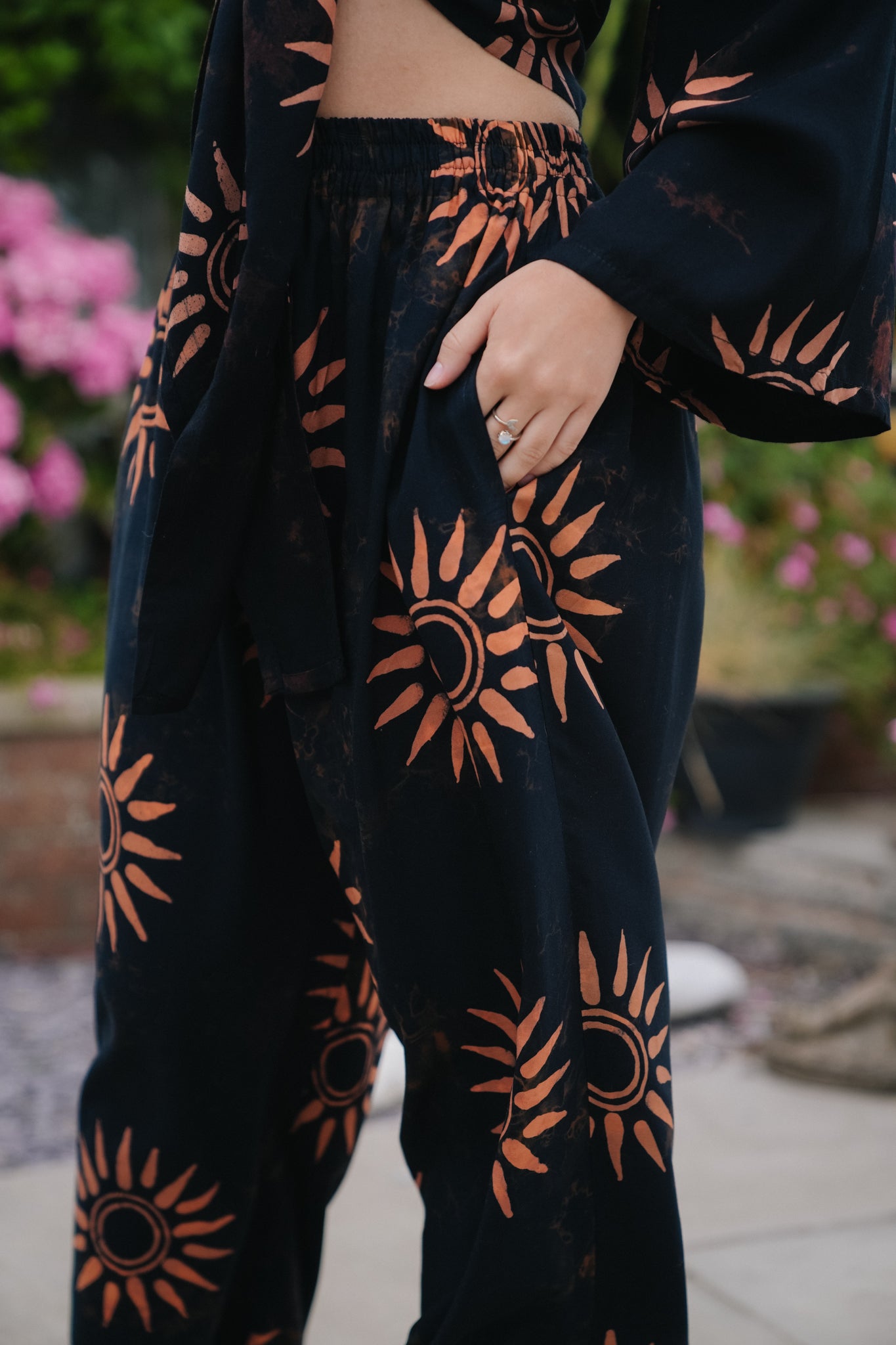 Sun Batik 2 Piece Set